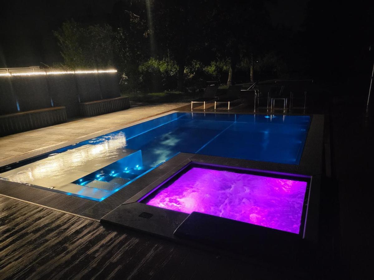 Royal Suite Parma Con Piscine Calda E Fredda Экстерьер фото
